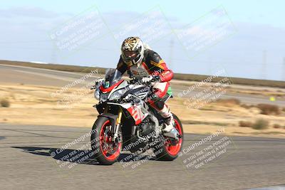 media/Nov-03-2024-TrackDaz (Sun) [[44580f4982]]/B Group/1220pm (Wheelie Bump)/